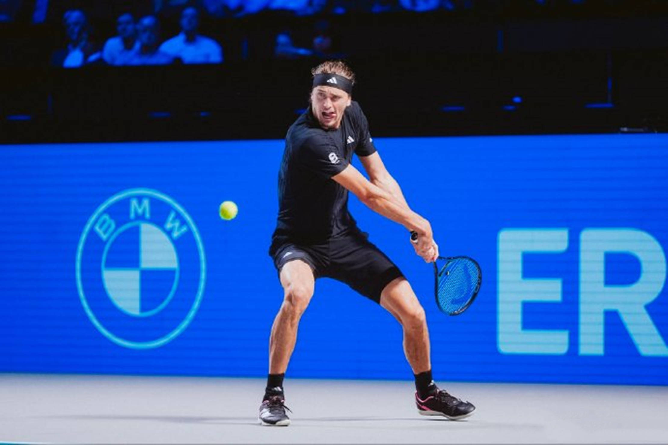 年终总决赛轻取拉沃尔杯,兹维列夫状态火热 年终总决赛轻取拉沃尔杯,兹维列夫状态火热