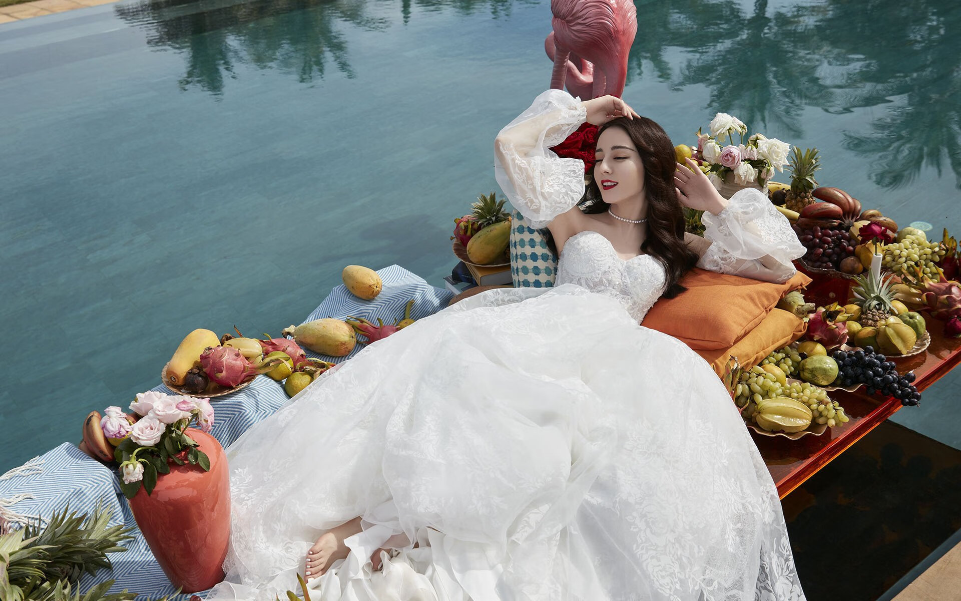 团战战场与独自闪光，日本队轻取丹麦，陈雨菲高光诠释羽毛球双面魅力