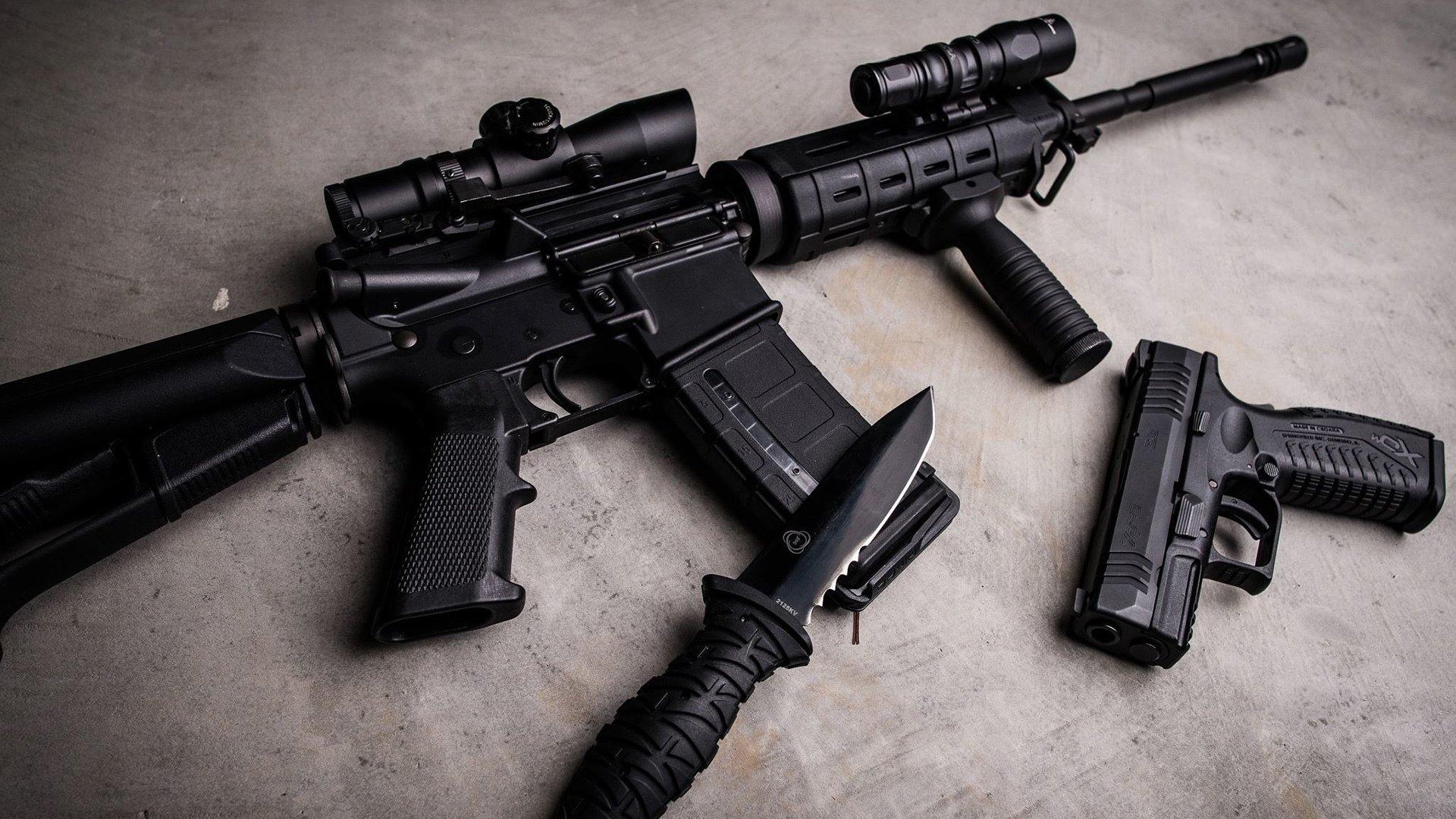 红土场与绿草地间，辛纳的秘密，当法网鏖战遇见戴维斯杯的淬火