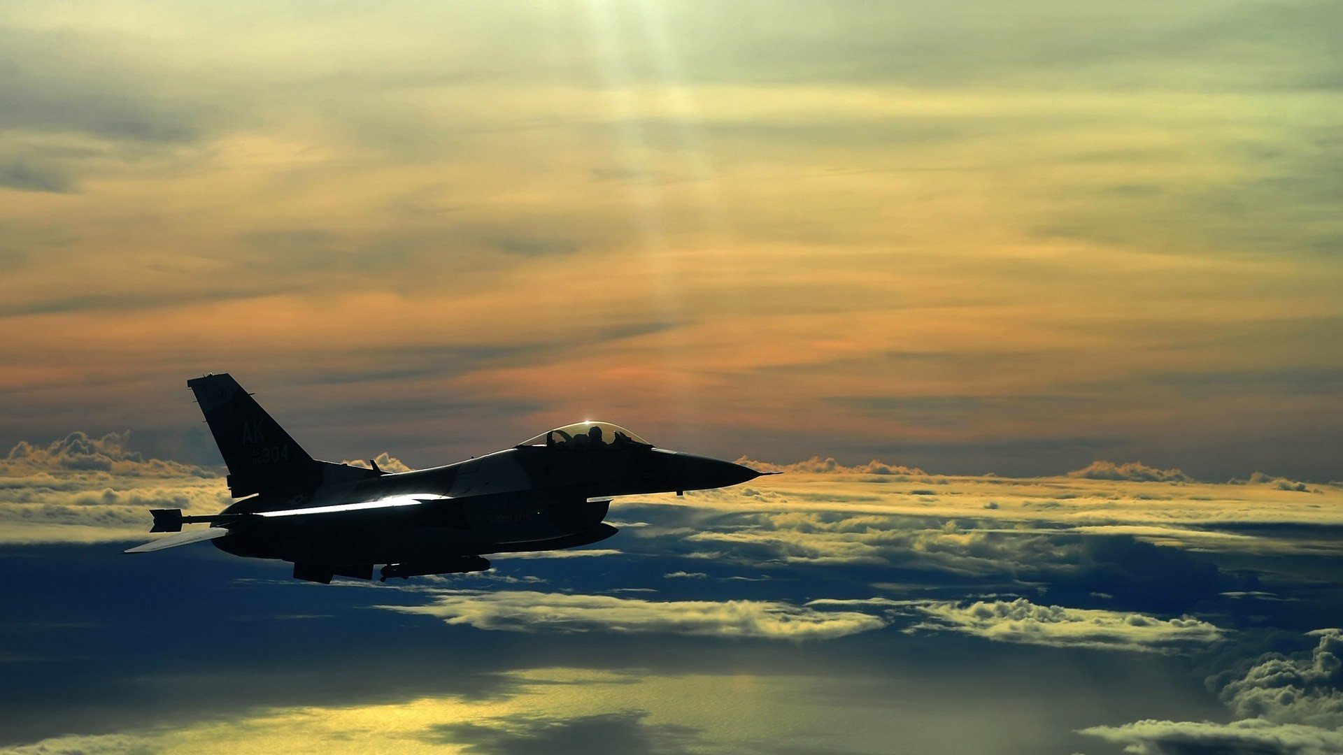 黄潜锁链困马里，马丁内利利刃破坚冰—一场非对称绞杀战的艺术