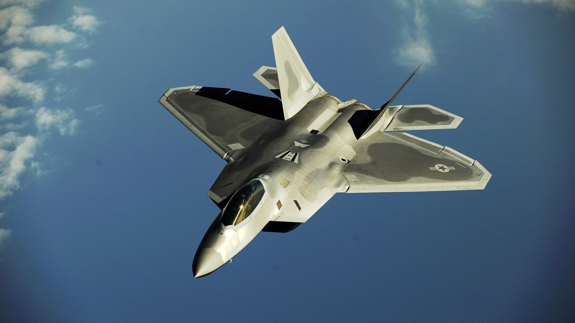 当格子军团遇上蔚蓝海岸，贝林厄姆在不可能之战中的数据风暴