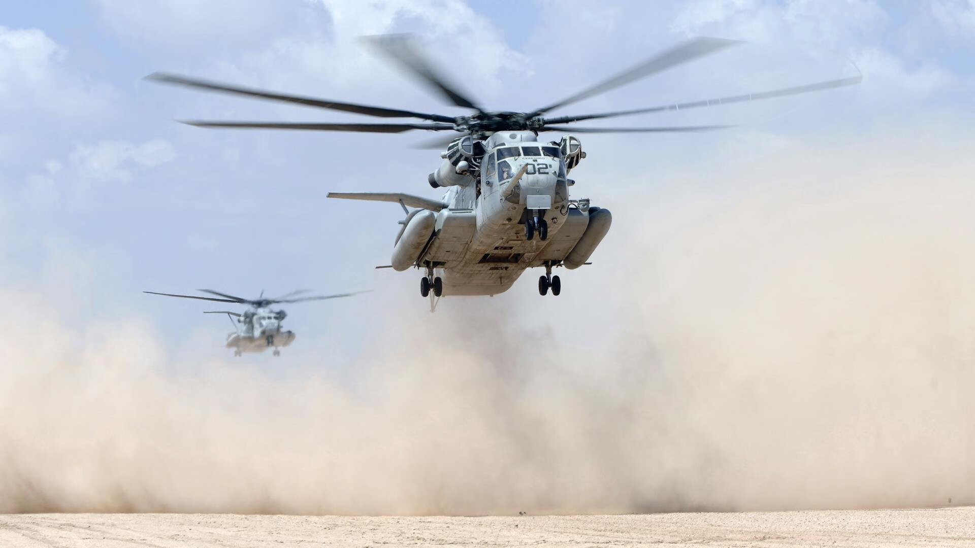 绝杀与接管,巴黎的终场哨与阿克的方格旗