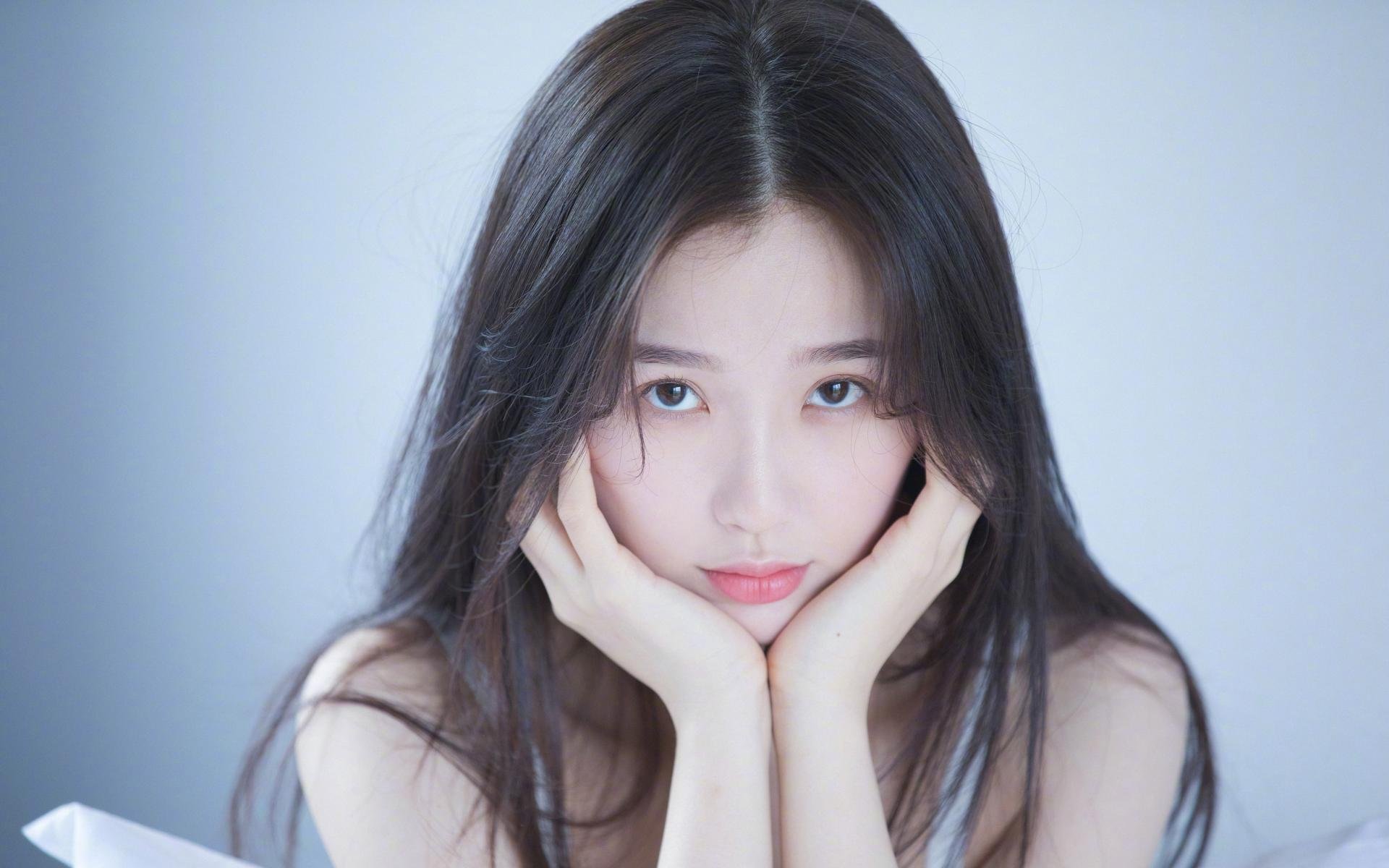 今夜，神明身披库尔图瓦的战袍