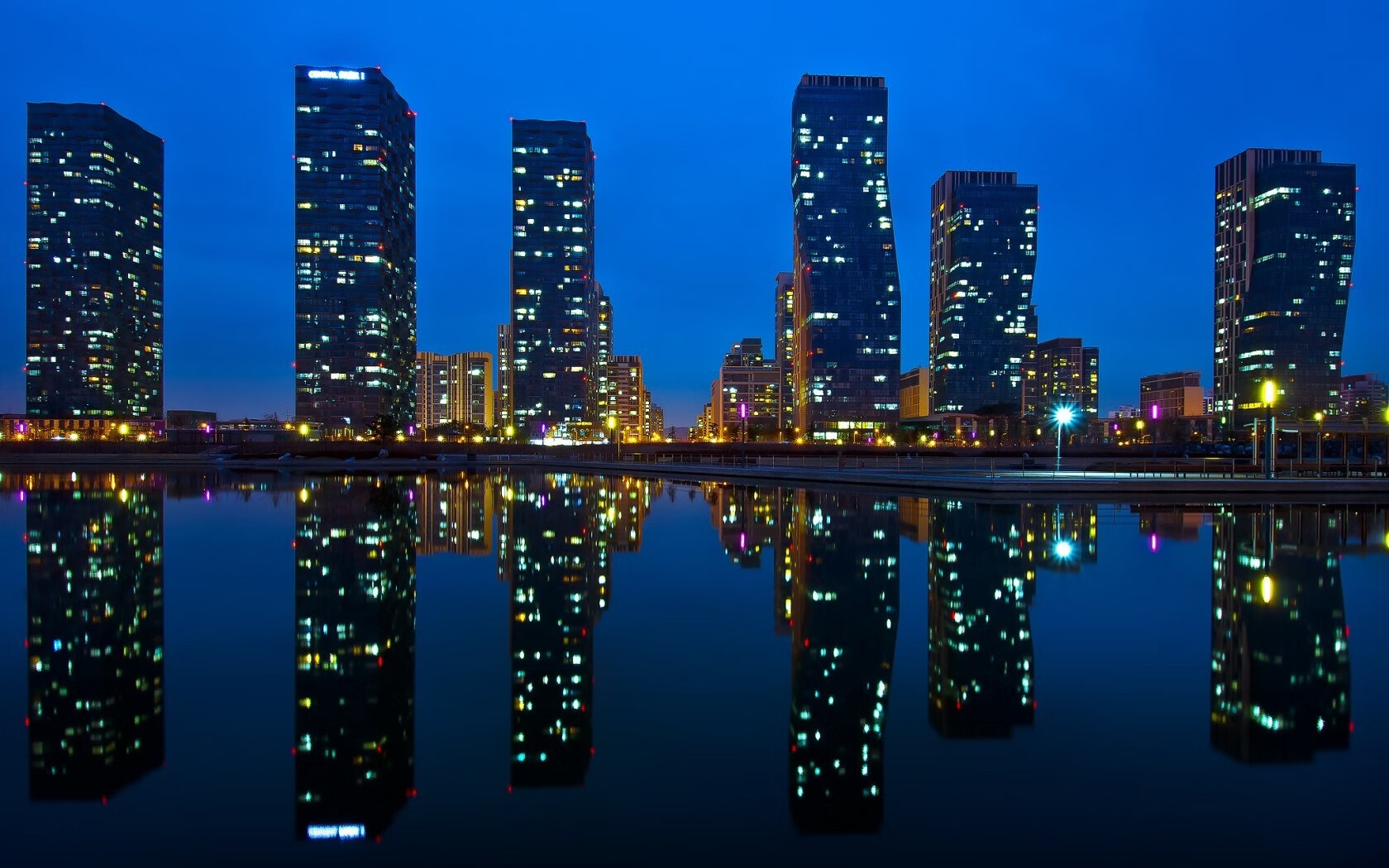 当格子军团遇上药厂机器，阿尔瓦雷斯的关键一枪