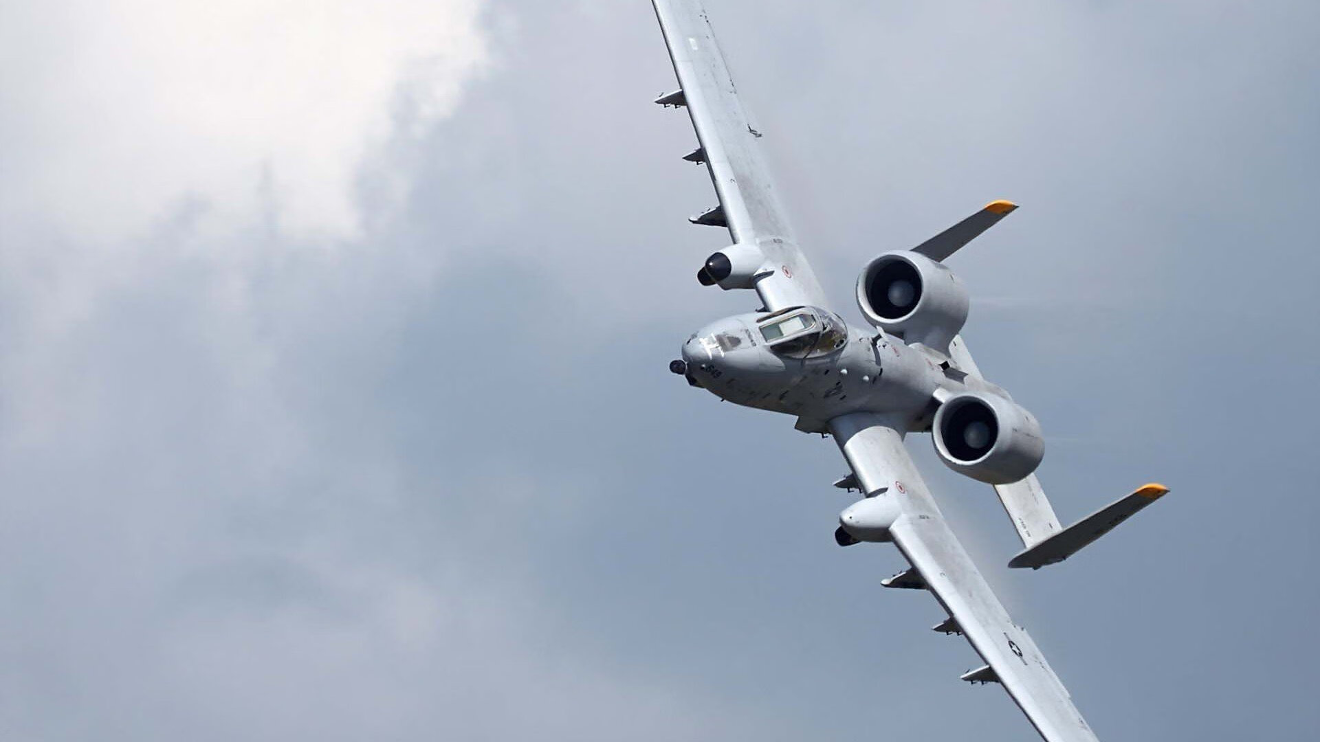 爱游戏体育-戈贝尔凌晨被交易，终场前补篮助快船压哨绝杀老鹰